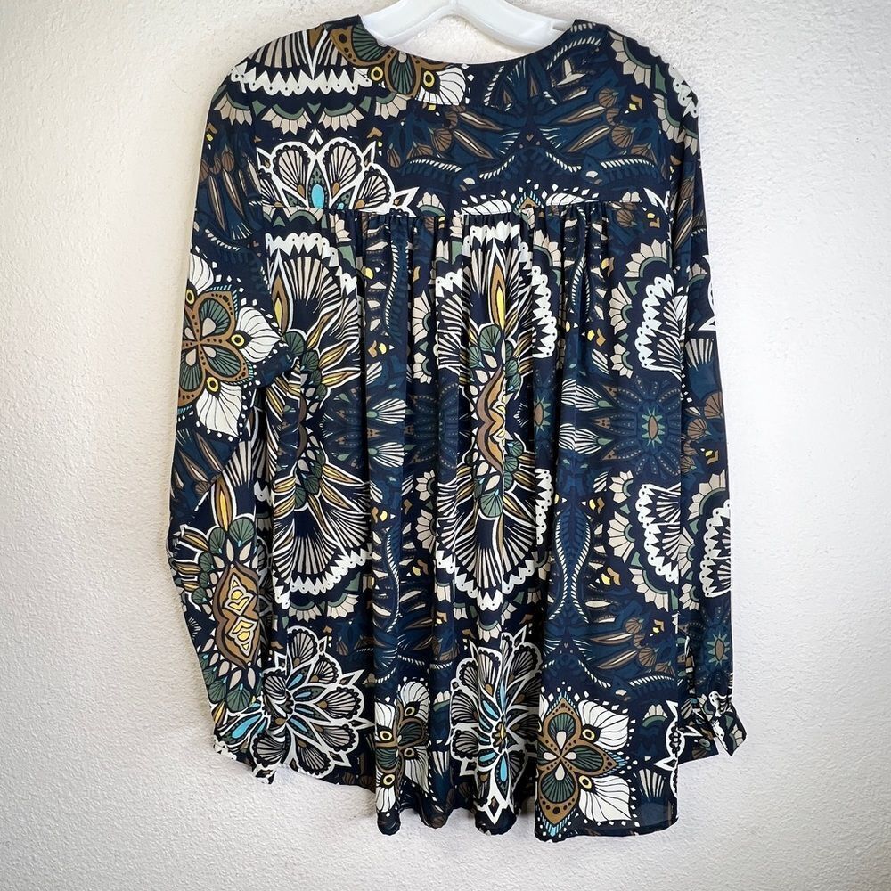 H&M Top - Picture 2 of 8